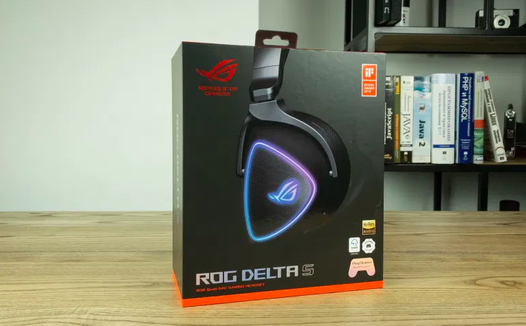 techweekmag ASUS ROG Delta S Review • 1 4