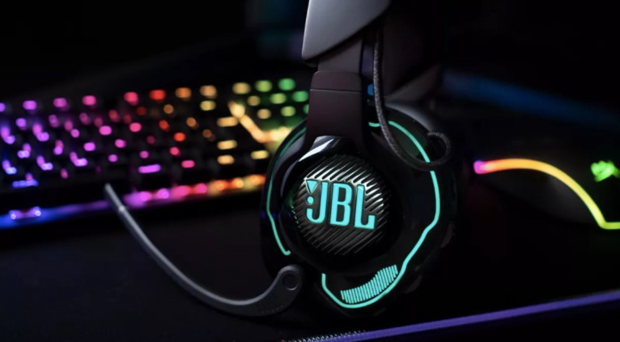 JBL Quantum 910